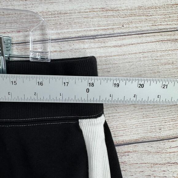 Nike Low Rise Sweat Shorts Womens XL Black White Drawstring NEW - Picture 10 of 11